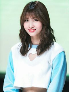 Momo (모모)